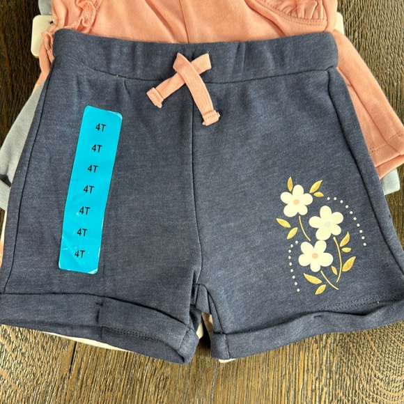 NWT PEKKLE™️ Size 4T Girl's 4-Pack Shorts Set - Picture 2 of 7